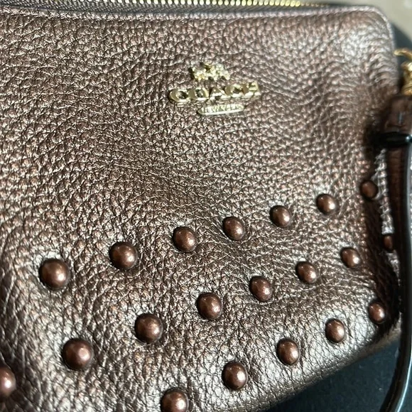 Coach Lacquer rivets pebble leather bronze wristlet - Picture 6 of 6